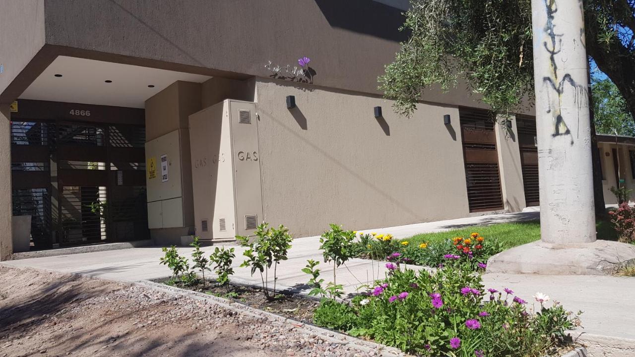 Departamento En Complejo Las Lilas Mendoza Apartment Екстериор снимка